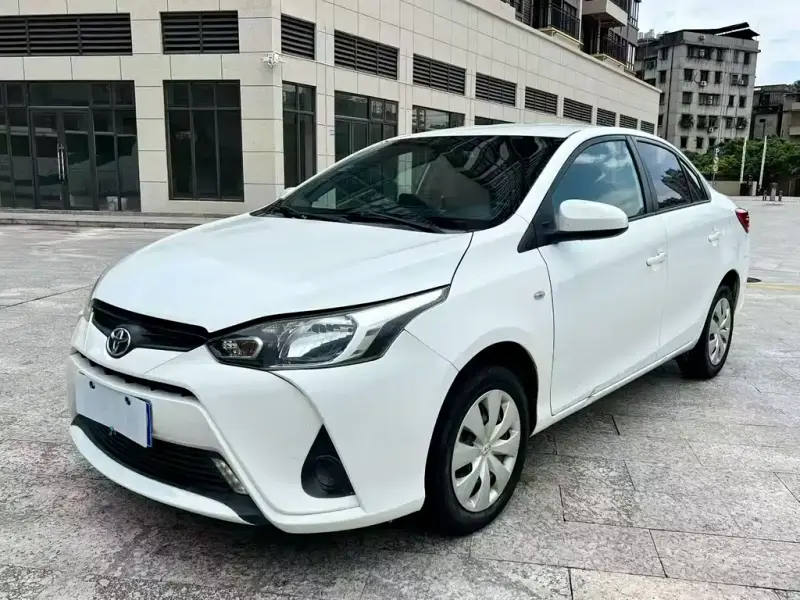 Toyota Yaris L