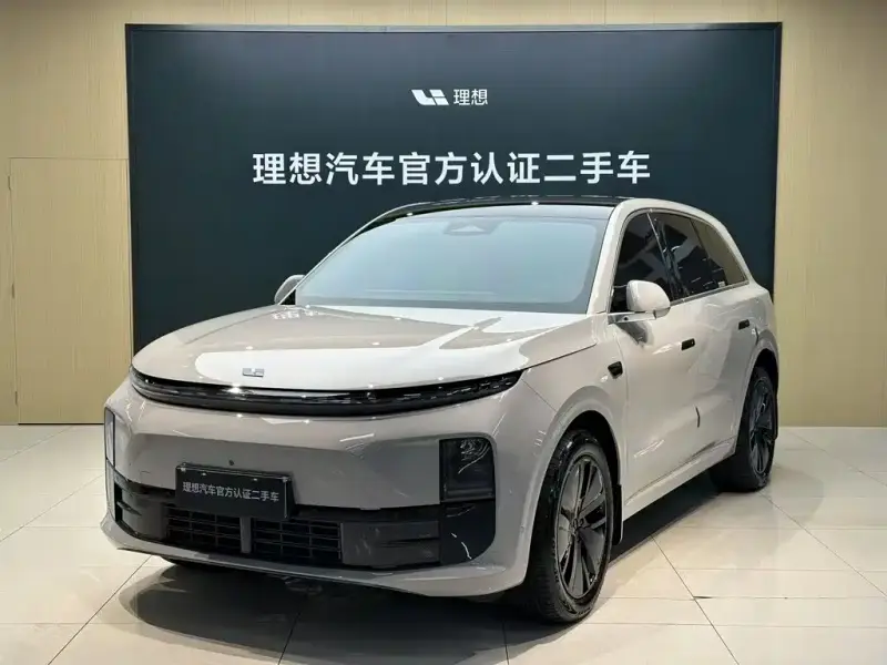 Li Auto L6