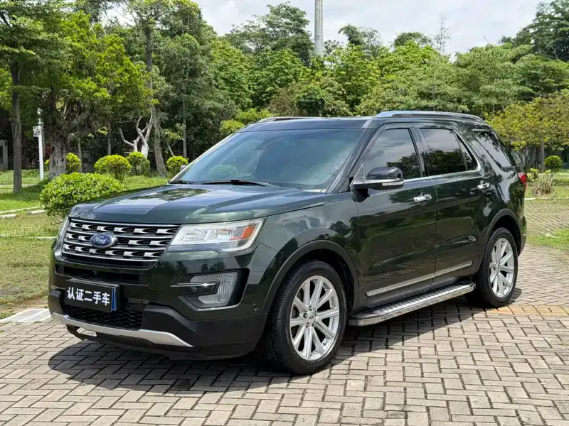 Ford Explorer