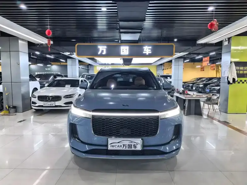 Li Auto ONE