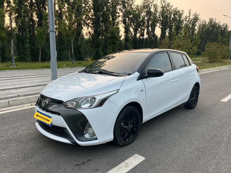 Toyota Yaris L