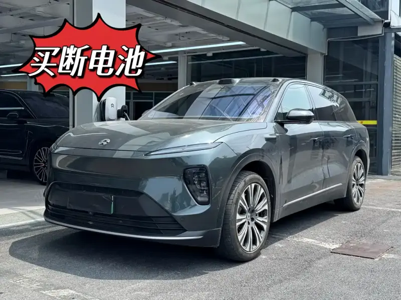 NIO ES8