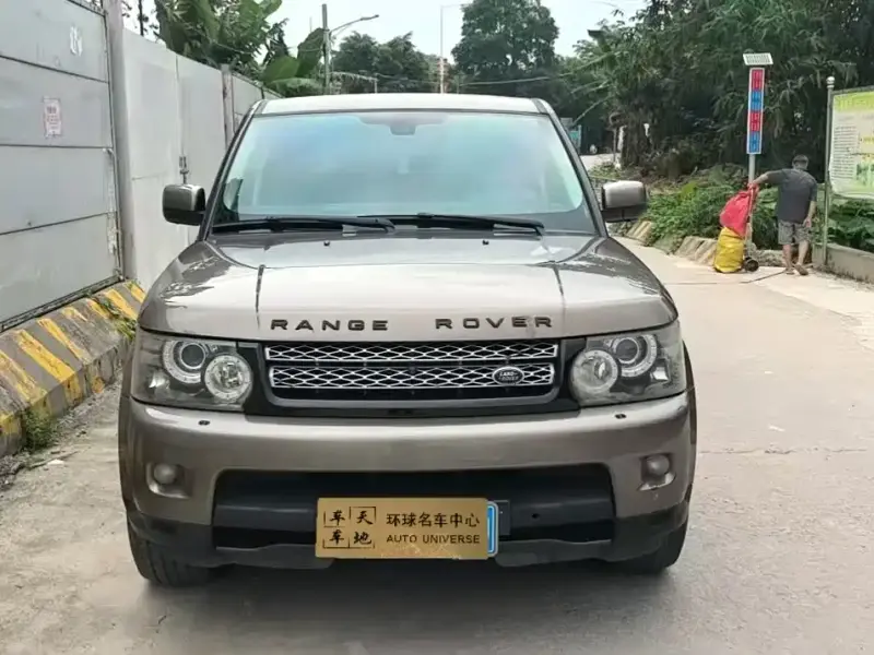 Land Rover Sport