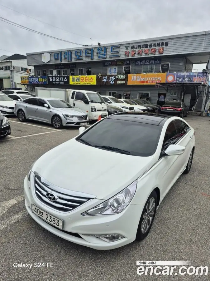 Hyundai Sonata