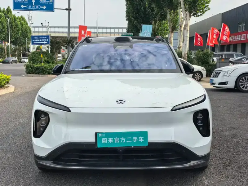 NIO ES6