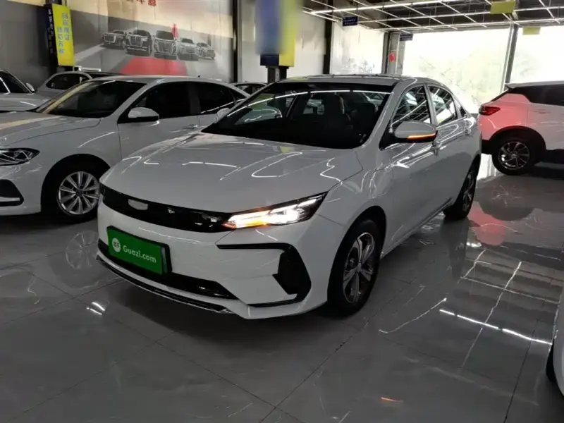 Geely L HiP