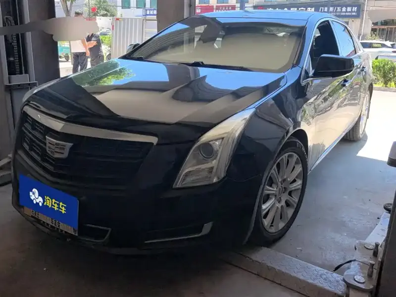 Cadillac XTS