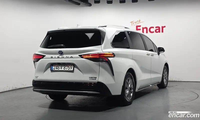 Toyota Sienna