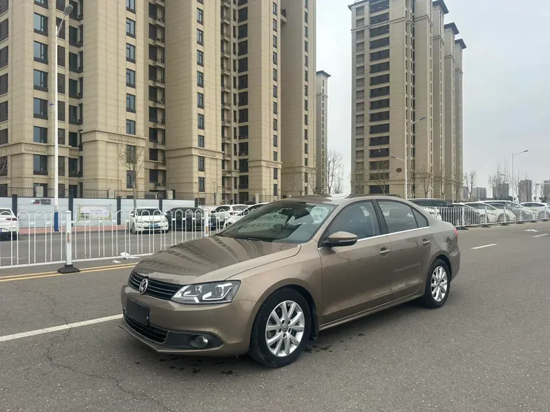 Volkswagen Sagitar