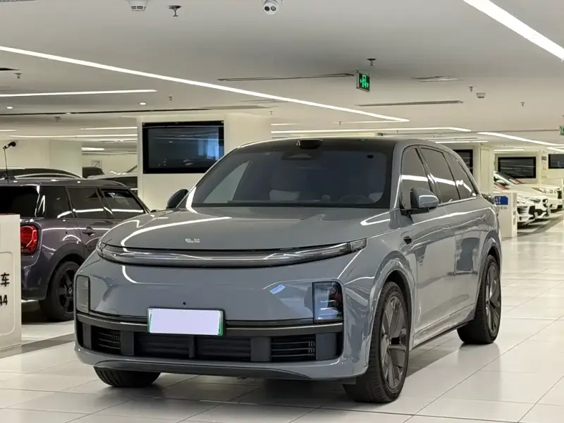 Li Auto L7