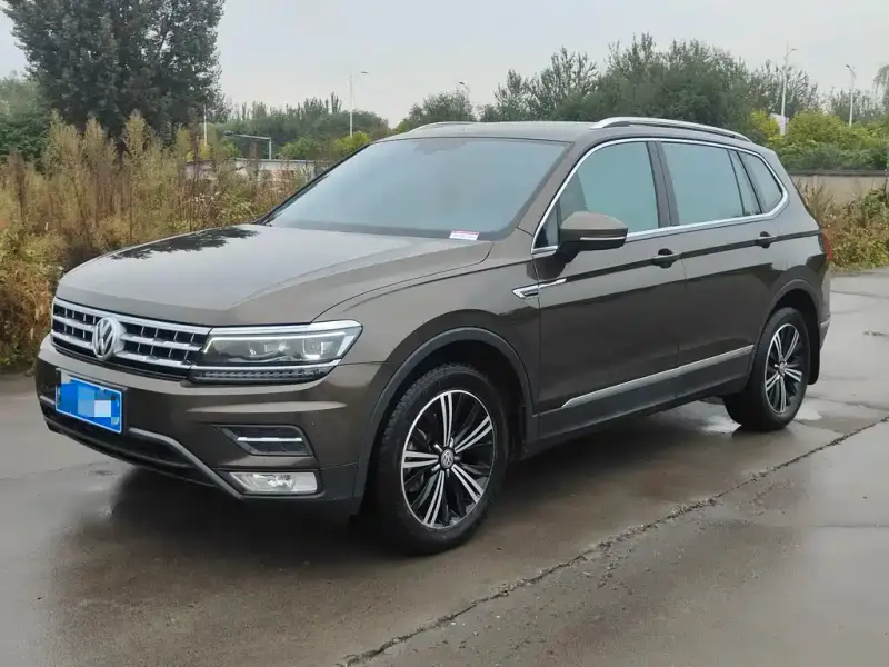 Volkswagen Tiguan L