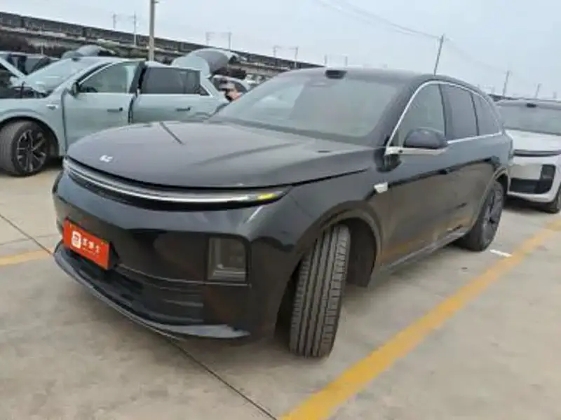 Li Auto L6