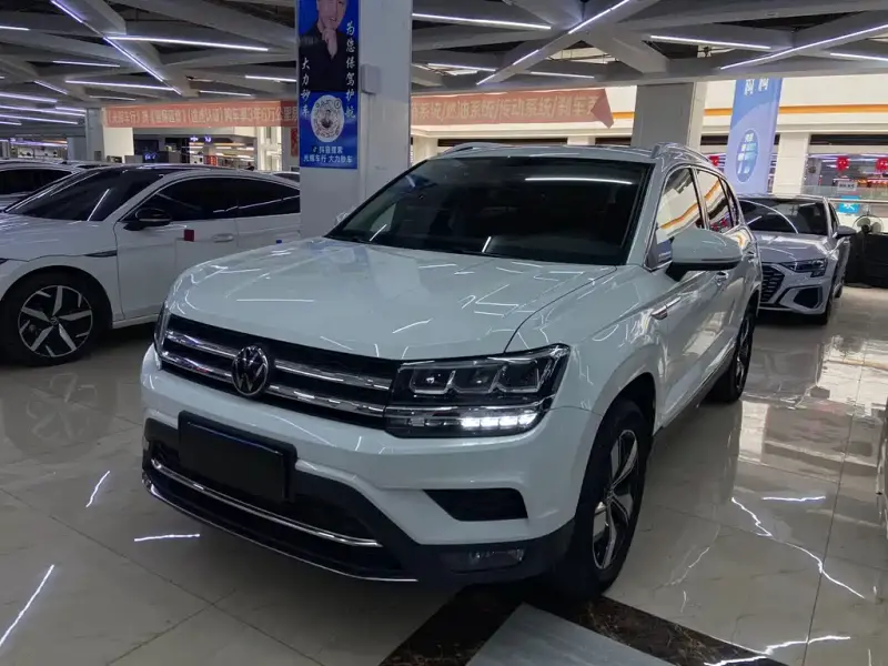 Volkswagen Tharu