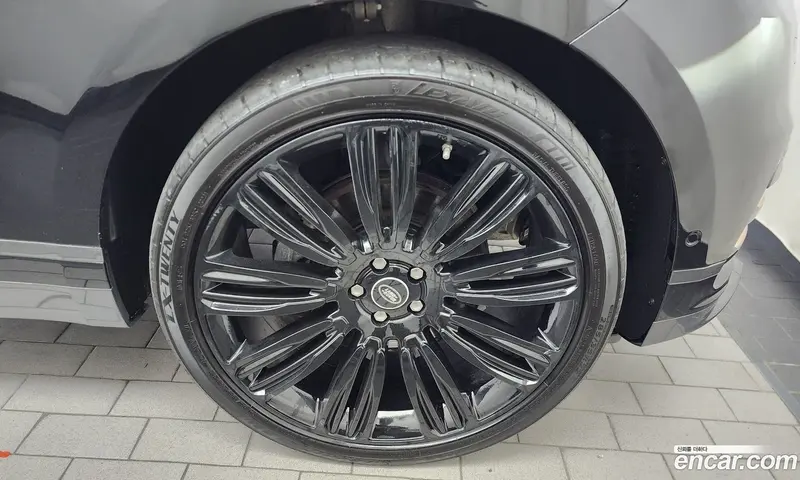 Land Rover Range Rover Velar