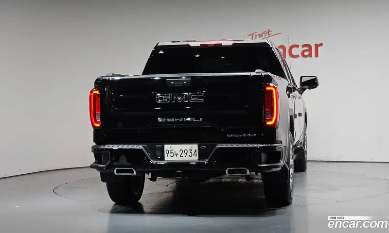 GMC Sierra