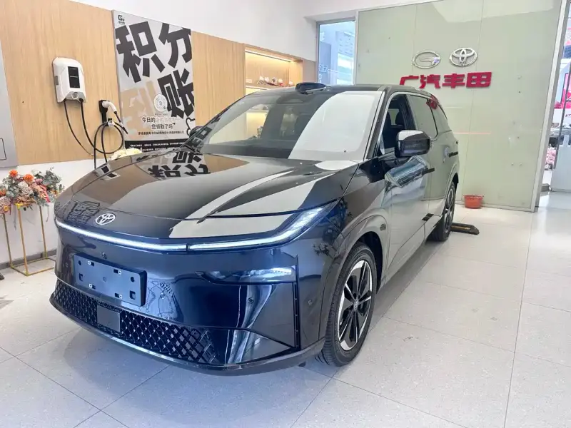 Toyota Bozhi 3X