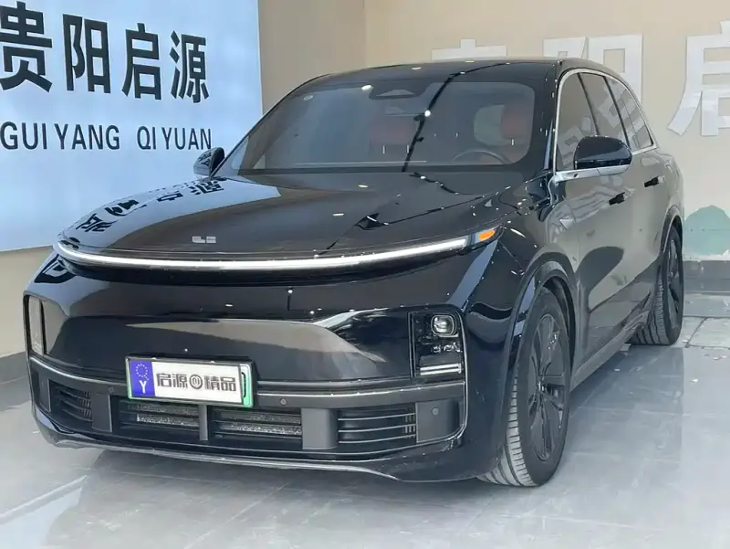 Li Auto L8