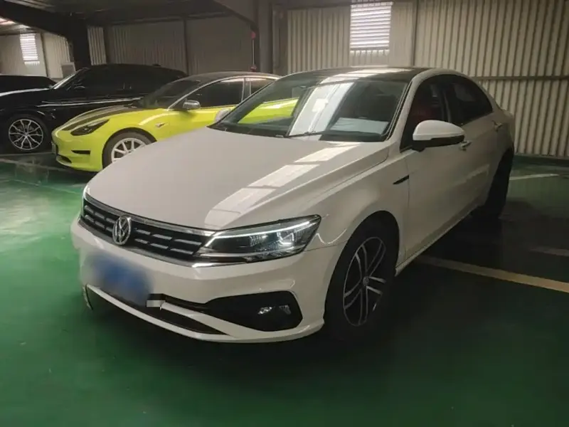 Volkswagen Lamando