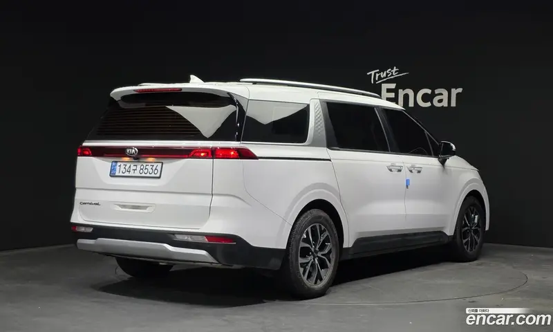 Kia Carnival (Canival)