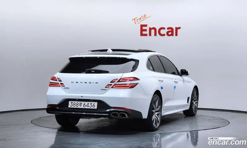 Genesis G70
