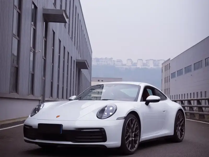 Porsche 911