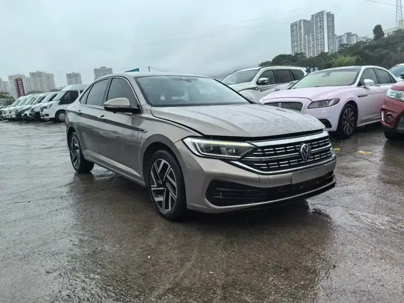 Volkswagen Sagitar