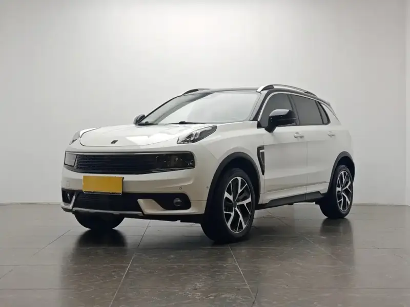 Lynk & Co 01