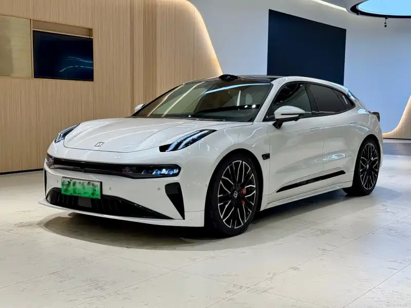 Zeekr 001