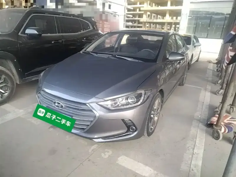 Hyundai Elantra