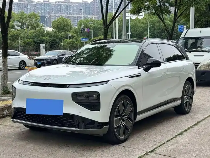 XPeng G9
