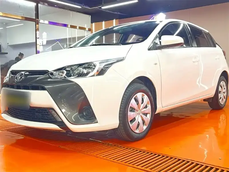 Toyota Yaris L