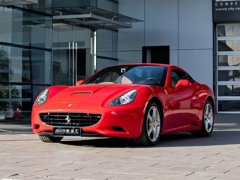 Ferrari California T
