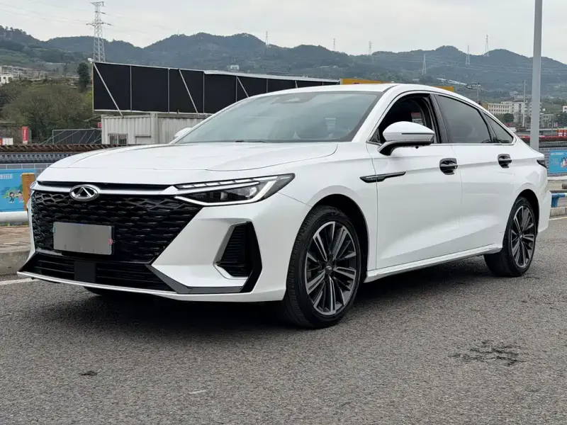 Chery Arrizo 8