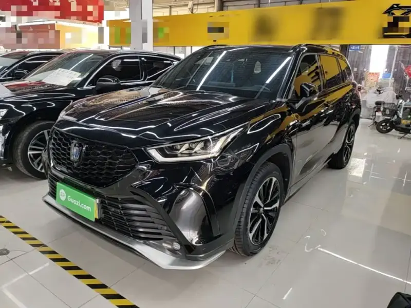 Toyota Crown Kluger