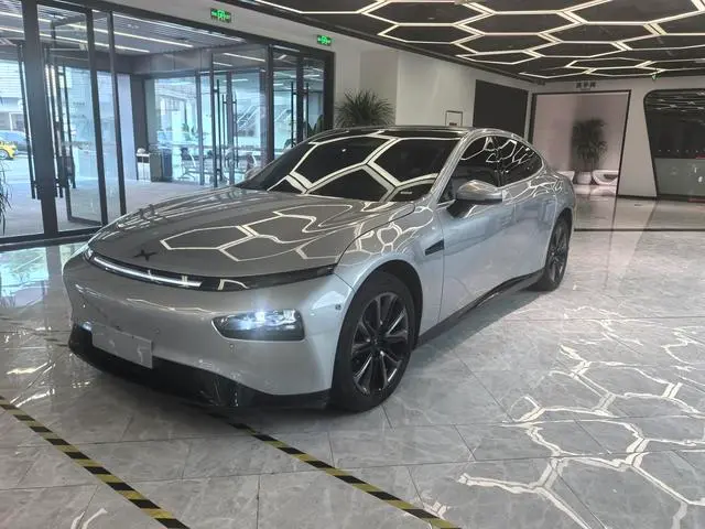 XPeng P7
