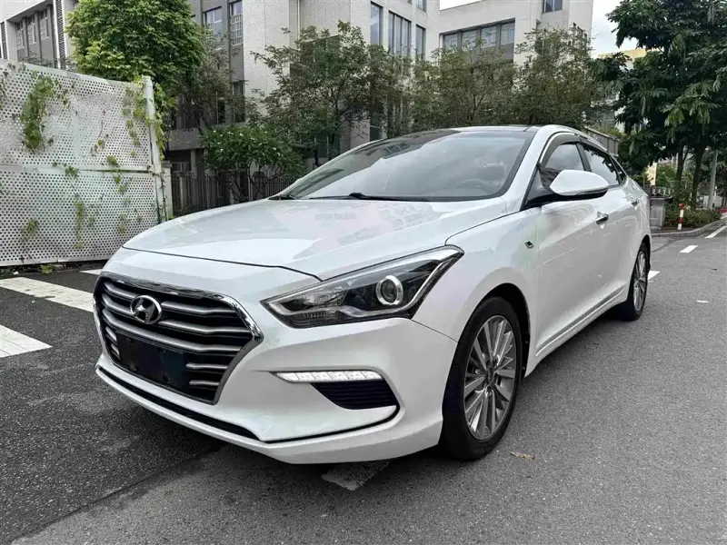 Hyundai Mistra