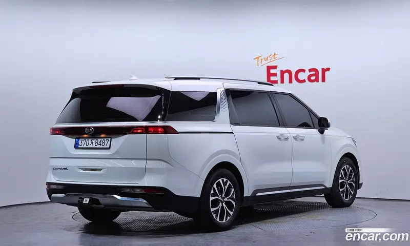 Kia Carnival (Canival)