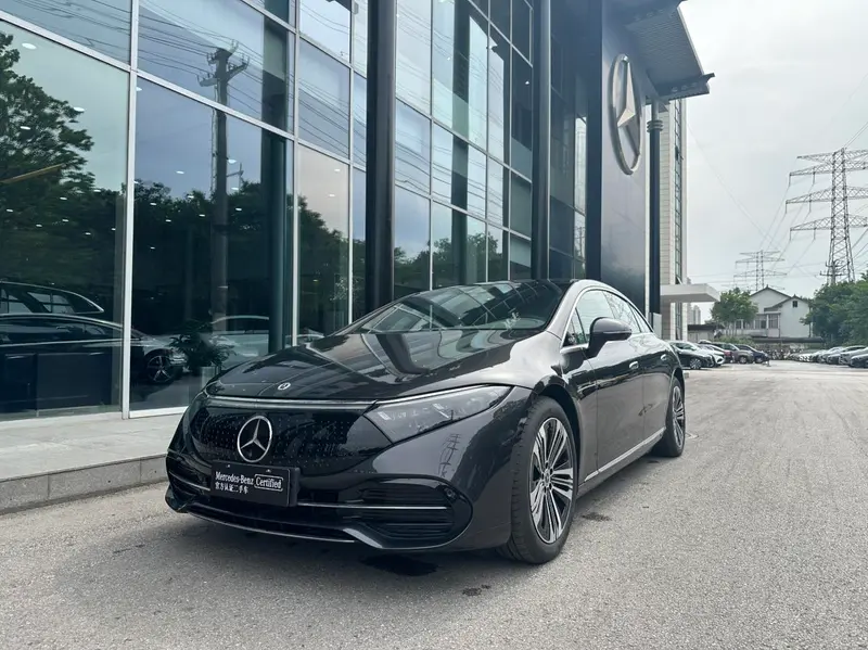 Mercedes-Benz EQS