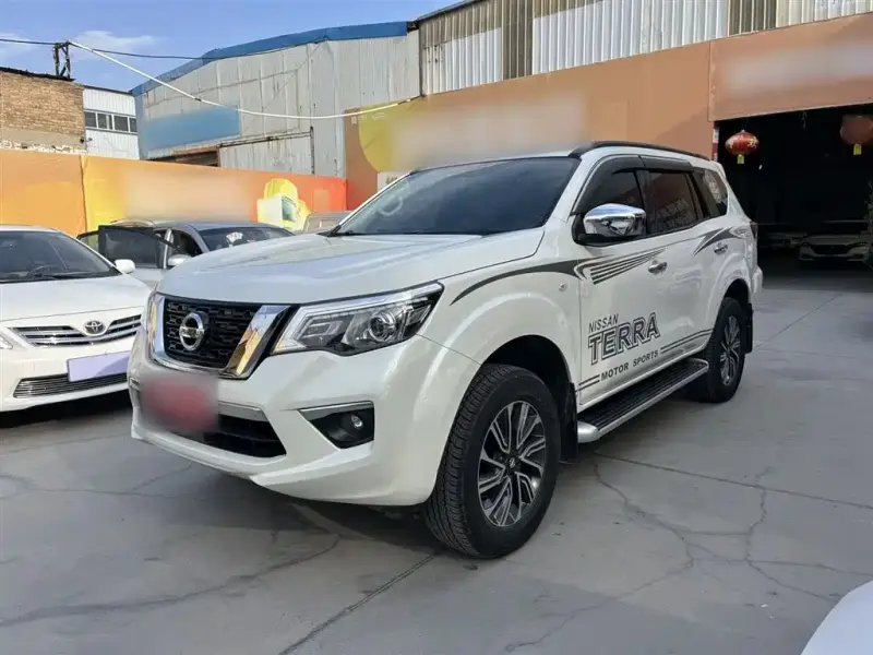 Nissan Terra