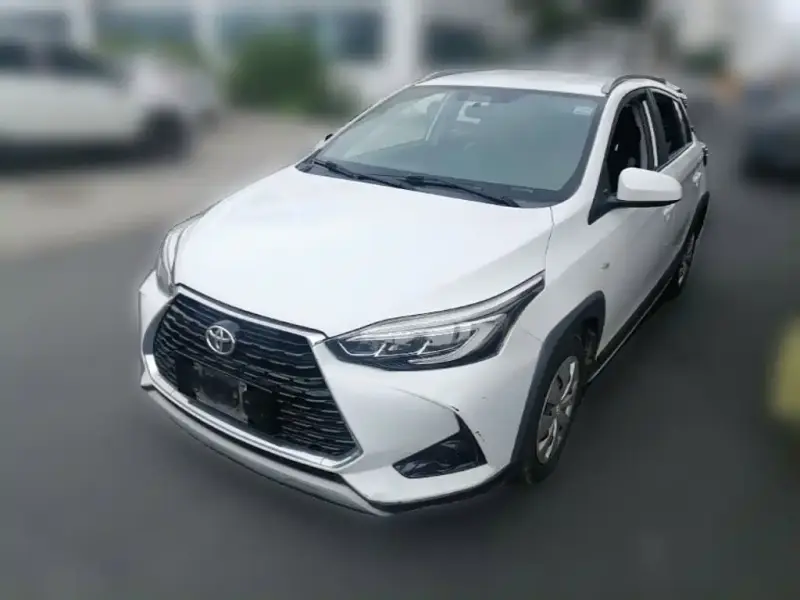 Toyota Yaris L