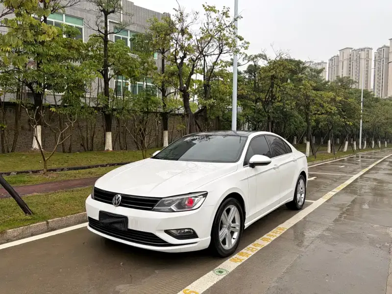 Volkswagen Lamando