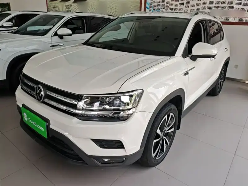 Volkswagen Tharu