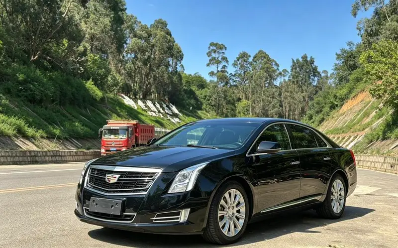 Cadillac XTS