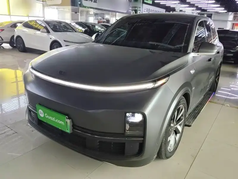 Li Auto L8