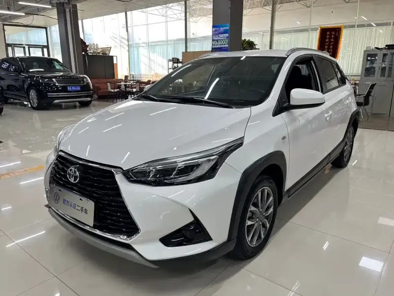 Toyota Yaris L