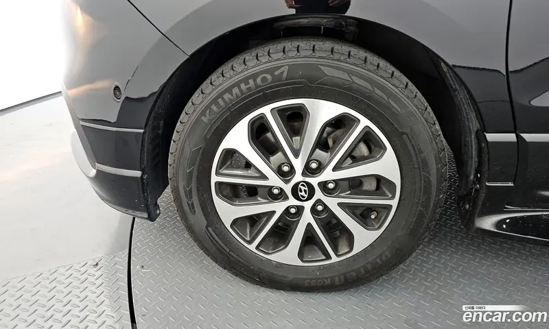 Hyundai H-1 (Starex)