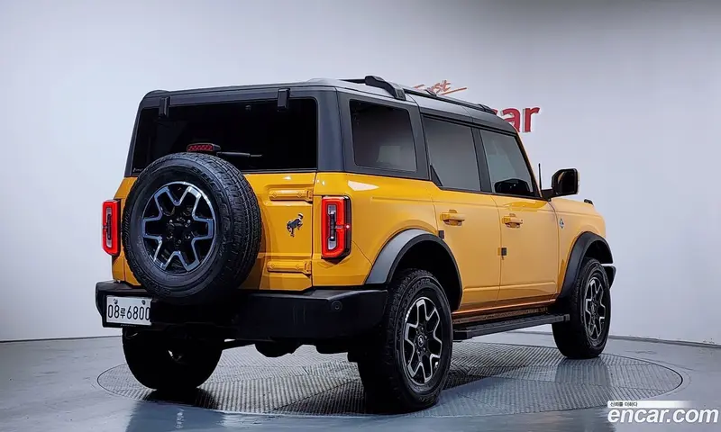 Ford Bronco
