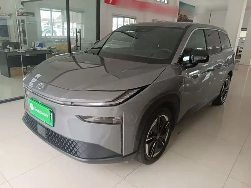 Toyota Bozhi 3X