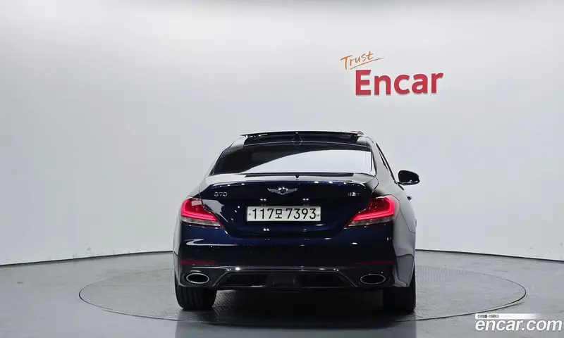 Genesis G70