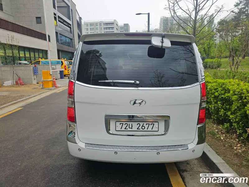 Hyundai H-1 (Starex)